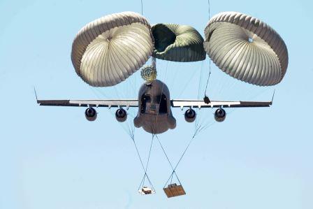 USAF C-17 Airdrop Training (USAF Photo/SrA Jesse Lopez)