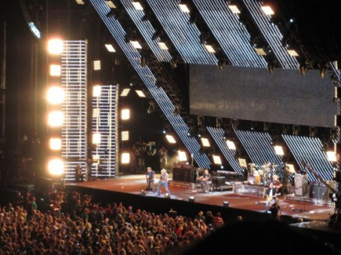 Brad was one of the artists to perform in the Tennessee Titans football stadium. What a great show!