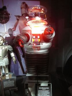 lost in space robot