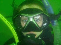minimum age for scuba diving