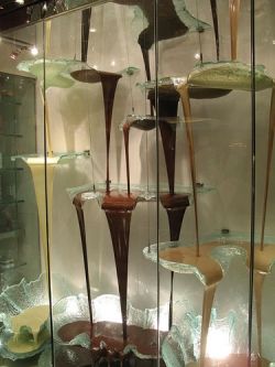 world's largest chocolate fountain