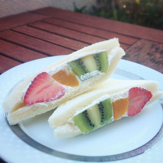 fruit sandwich
