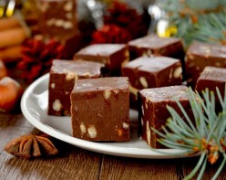 Chocolate Fudge in 10 minutes: Smooth Rich & Fabulous