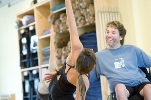 Matthew Sanford teaching yoga