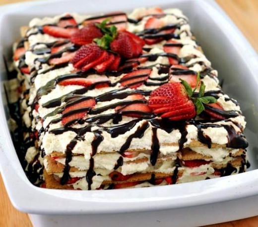 Chocolate Eclair Dessert Recipe With Strawberries