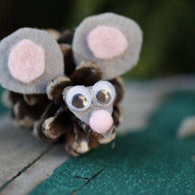 Pinecone Mouse Craft