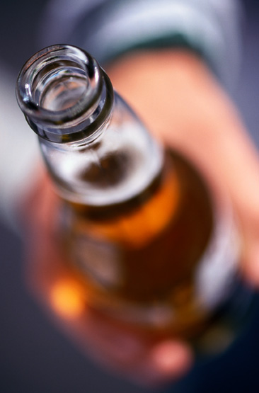 http://www.apa.org/monitor/jun01/images/teendrink.jpg