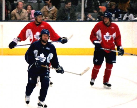 Darcy Tucker & a couple of other leafs
