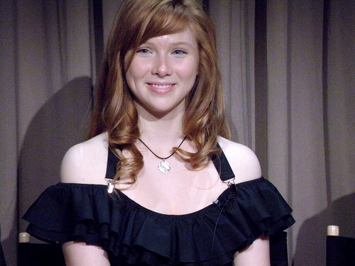 Molly Quinn Picture