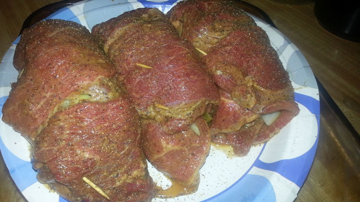 How to Make Beef Rouladen Meat Rolls