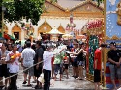 Street party at the Songkran Water Festival