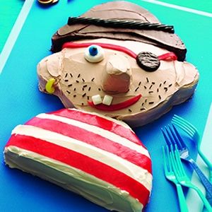 Pirate Cake Idea from: http://www.familyfeatures.com/feeds/FeatureDetailDownload.aspx?ID=2146