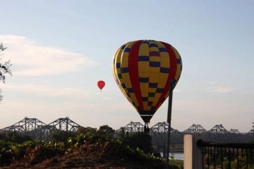 Balloon festival in Natchez near Mississippi River Bridge