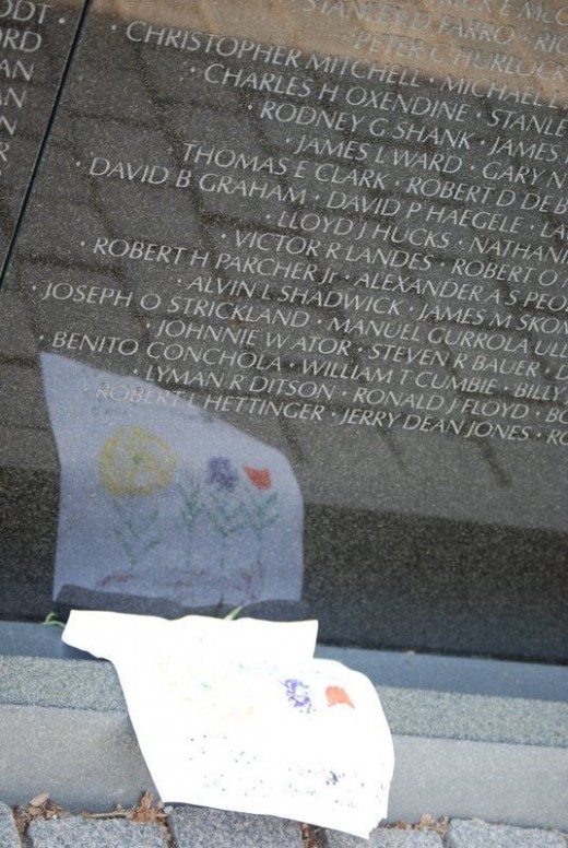 A child's drawing at the Vietnam Memorial