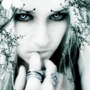 Authoress profile image