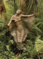 This statue had so much detail and looked so free and at ease.