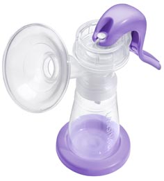 The Lansinoh Manual Breastpump was my favorite among the manual pumps that I tried. 