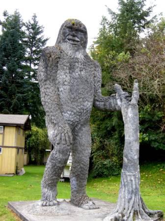 Bigfoot Statue 