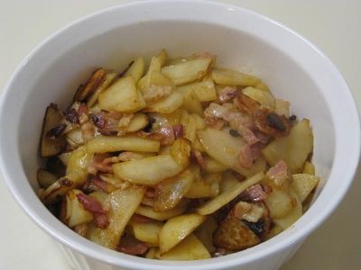 German Country Potatoes with Bacon