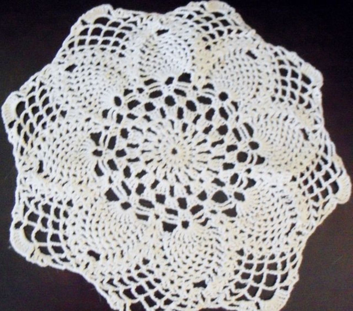 Small Pineapple Doily