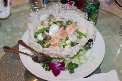 Seafood with Birds Nest