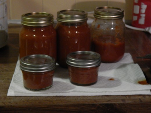 canned fresh tomato sauce in a jar