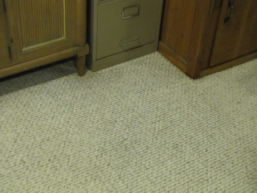 Carpet cleaned with Genesis 950 in a carpet cleaning machine. The original stain as well as the stain left from the soap based spray were completely removed.