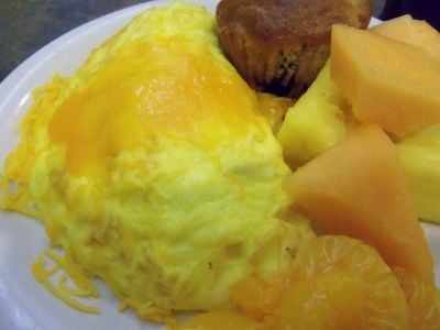 Photo by favored1 of Cheese and Green Pepper Omelet Combo