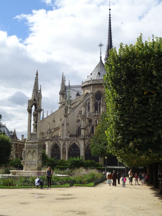 Outside the Notre Dame at 0730 AM