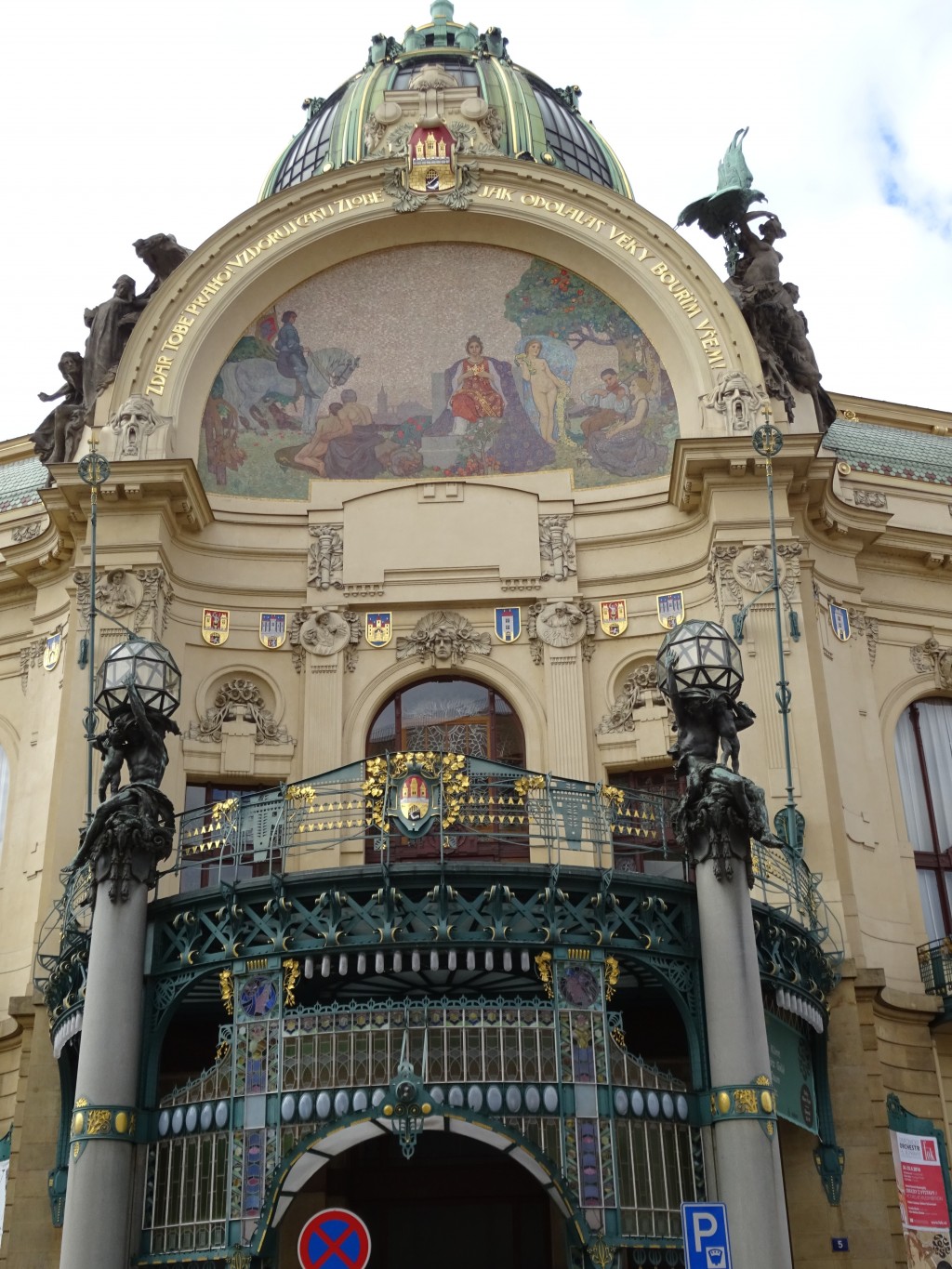 Make Sure You See The Wonderful Art Nouveau in Prague, Czech Republic