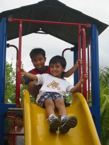 Siblings and cousins can (sometimes) be best friends.