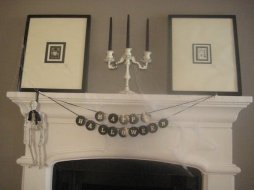 Black and White Halloween Mantle