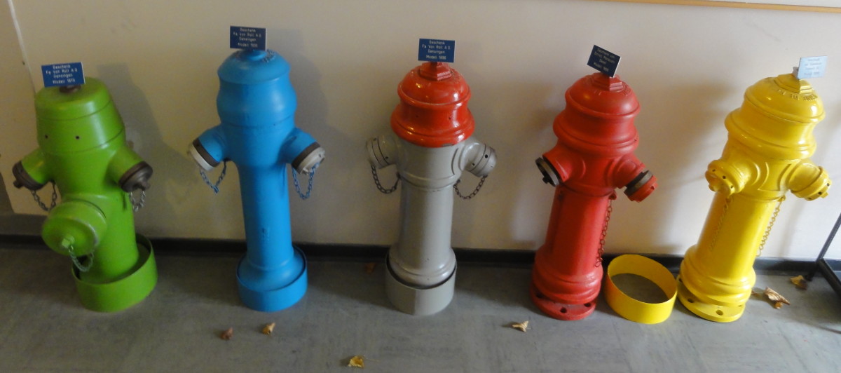 The Colors of Fire Hydrants: What Is Their Meaning ...