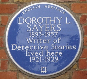 Blue Plaque commemorating Dorothy L. Sayers on the house where she lived between 1921-1929