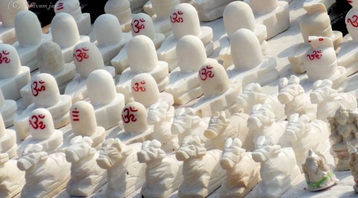 Idols of Local Marble 