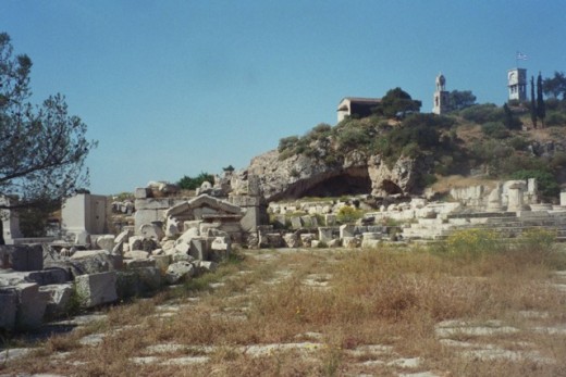 Ruins of ancient Eleusis (own photo).