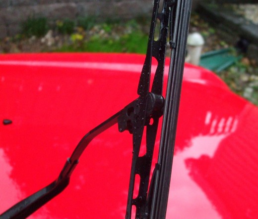 A view of the J-hook type windshield wiper. A view of the J-hook type windshield wiper.