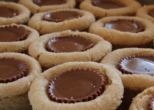 Here in this photo we have Peanut Butter Blossoms. And oh man they are so very delicious.
