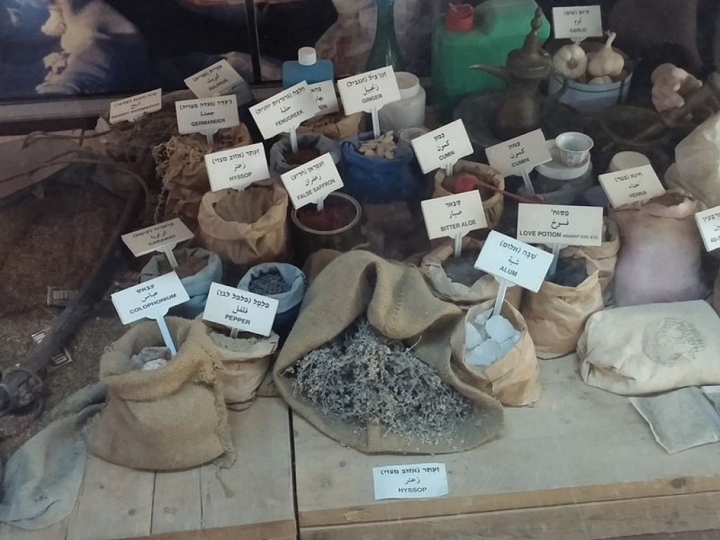 How to Make Your Own Herbal and Fruit Teas. | HubPages