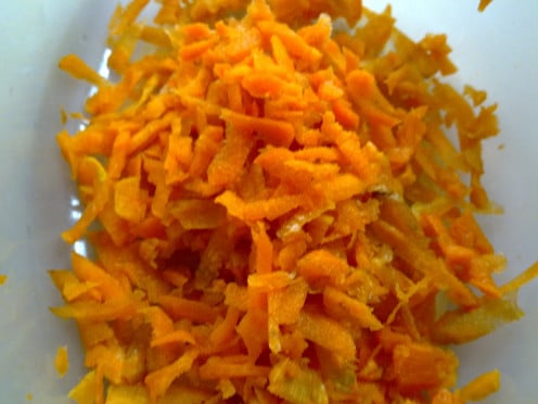 strips or shredded carrots