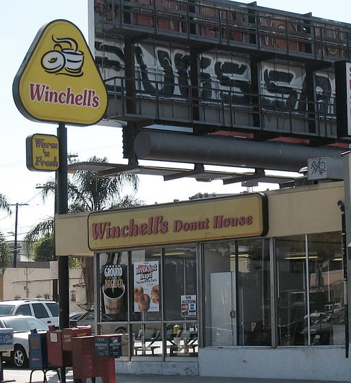 This Winchell's Donut House in Southern California looks very much like the one in my old neighborhood.