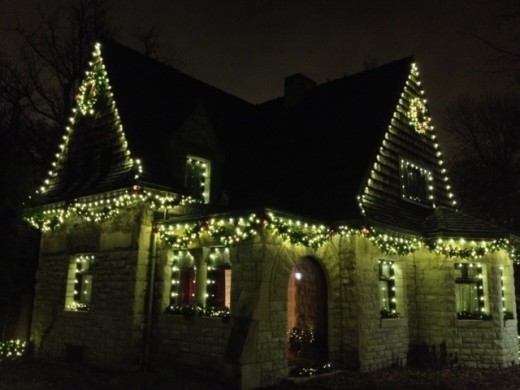 Beautiful home, on the way from Henry Shaw's home.  Decorated inside and out, very beautifully.  The pictures don't do any of this justcie. 