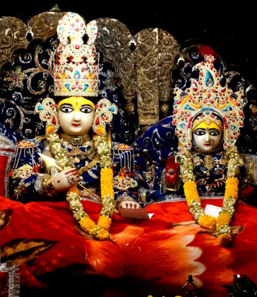 Idols of Lord Rama & Sita Devi
