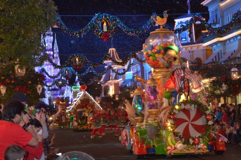 This Christmas parade floats on select evenings from November through mid-December. Ironically, it stops right before Christmas. Notice the snow that actually melts.