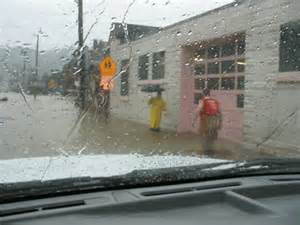 Early evacuation along Butler Street in Etna before the bus makes a deviation to route