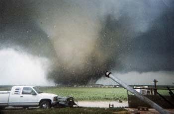 F4 Tornado On The Ground In Roanoke Illinois