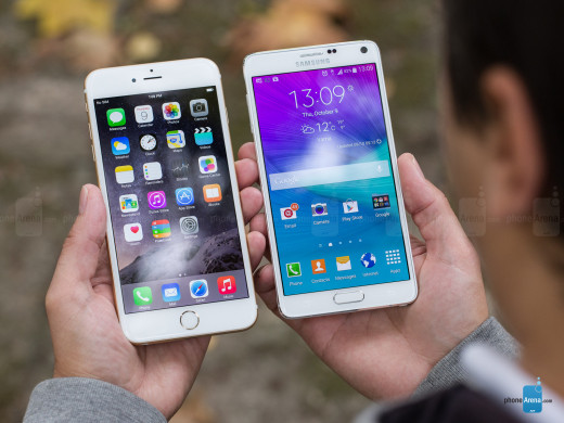 Comparison between iPhone 6 Plus (left) and Samsung Galaxy Note 4 (right) side by side.