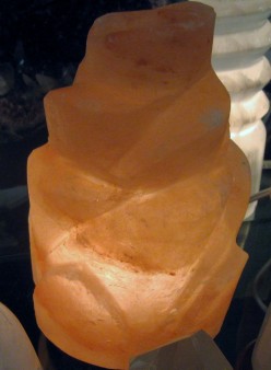 Improving Air Quality with Salt Crystal Lamps