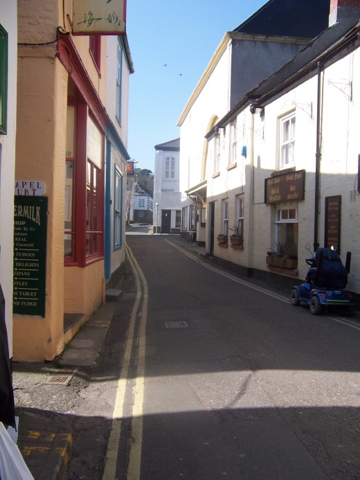 Narrow roads!