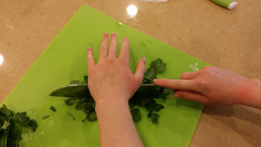 Keep those fingers away from the blade!